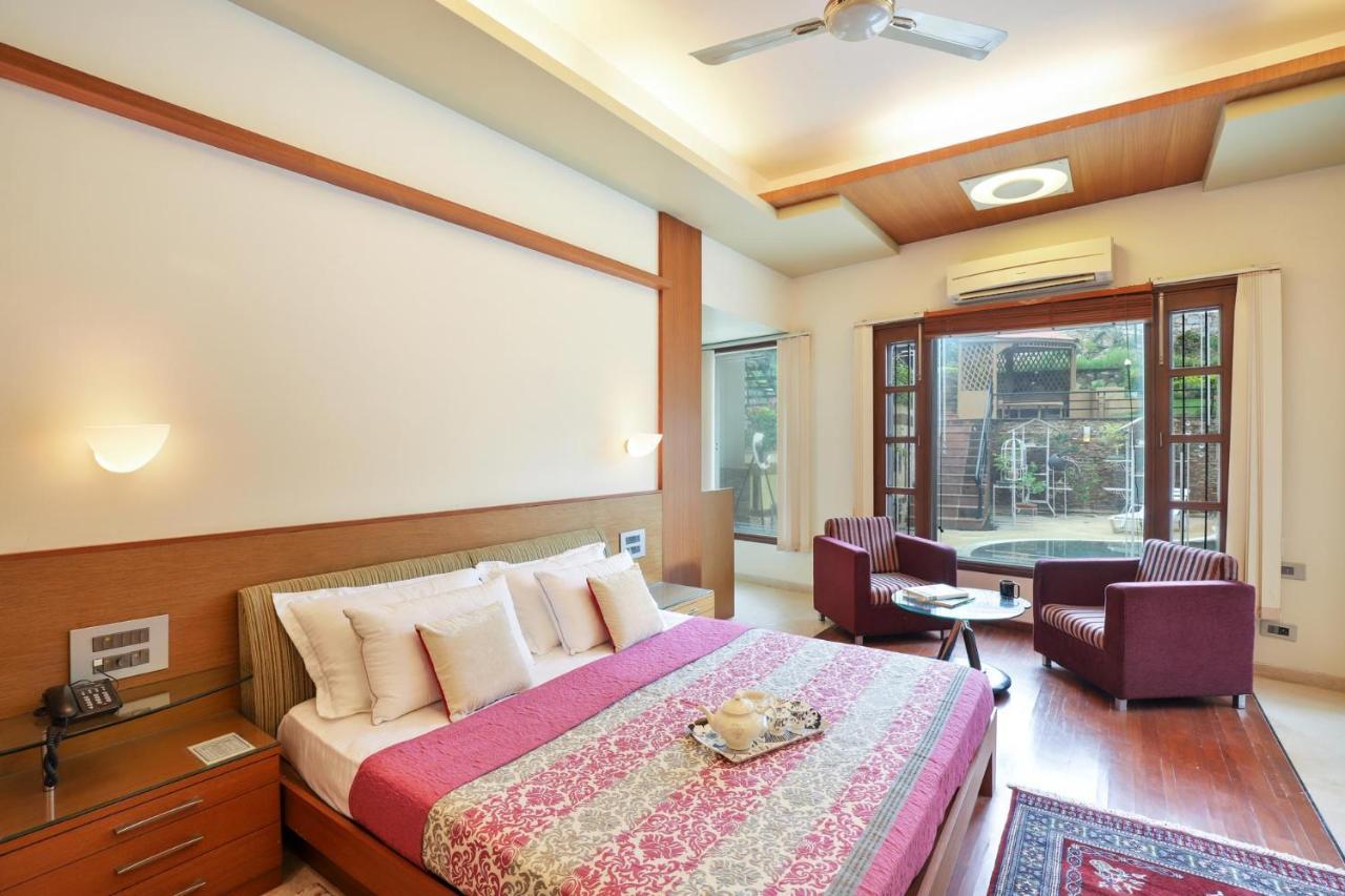 Stayvista'S Prakriti Farms With Outdoor Pool, Complimentary Breakfast And Hi-Tea Udaipur Exterior foto