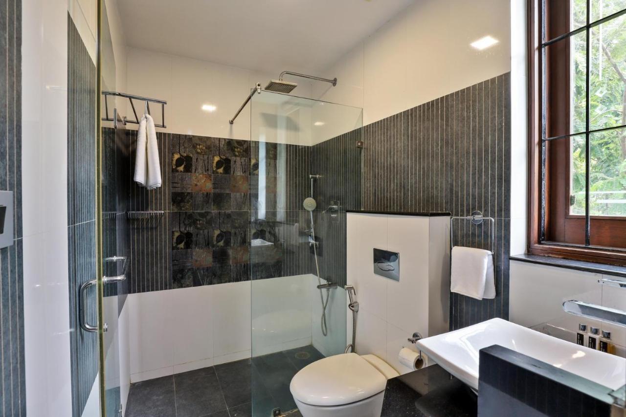 Stayvista'S Prakriti Farms With Outdoor Pool, Complimentary Breakfast And Hi-Tea Udaipur Exterior foto